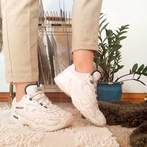 Vtg Chunky Reebok Sneakers